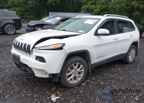 2015 Jeep Cherokee Latitude z USA, uszkodzony, nr VIN 1C4PJMCB0FW528403